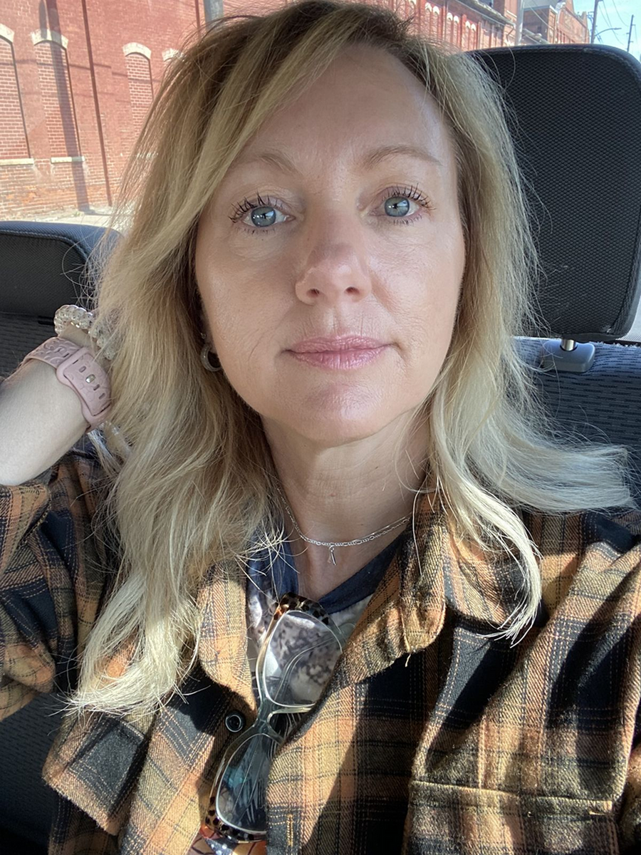 @LindaCurry